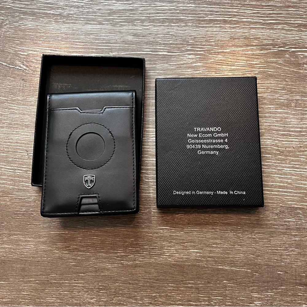 TRAVANDO Austin W/airtag Black Slim Wallet, Money Clip Air Tag Holder NIB